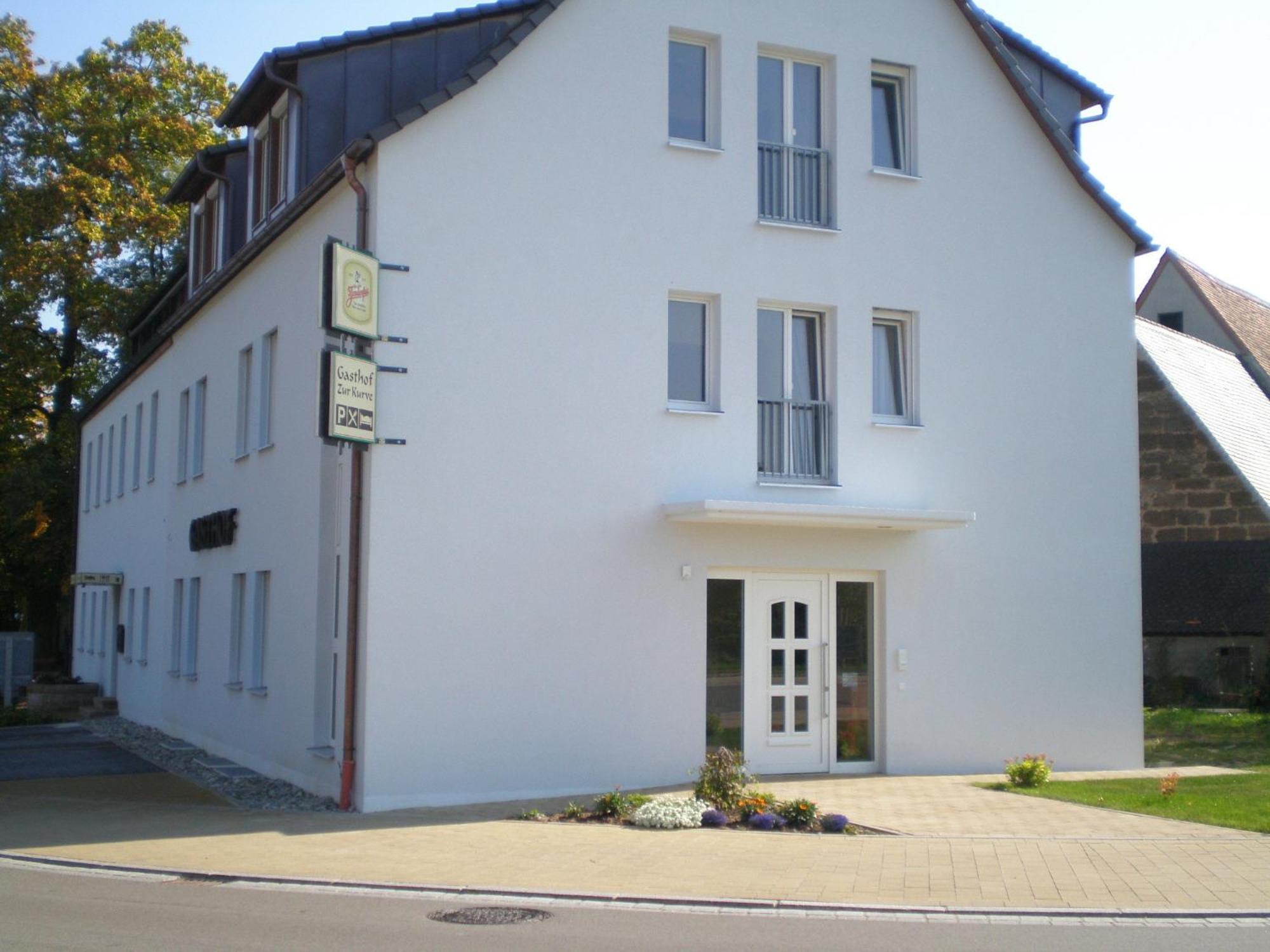 Gaestehaus Zur Kurve Zirndorf Exterior photo